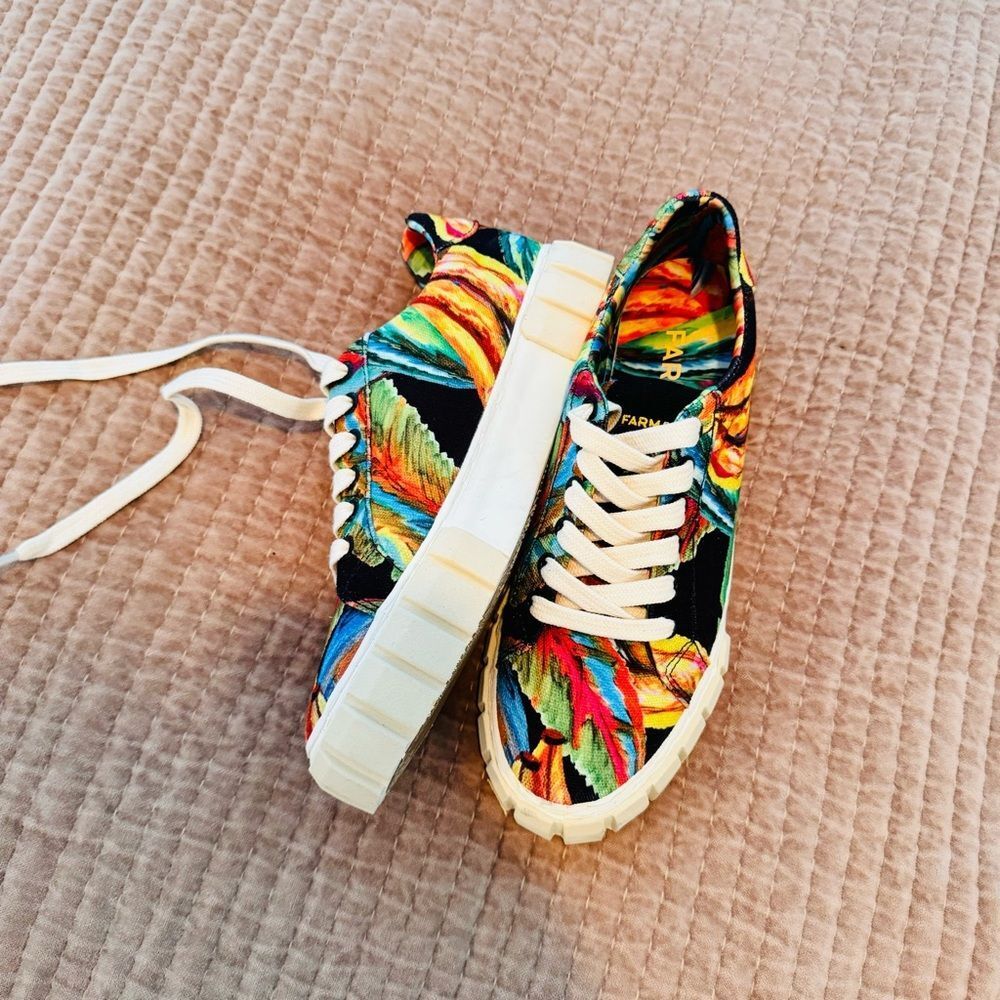 FARM RIO black banana print platform sneakers NWOT - Picture 4 of 9